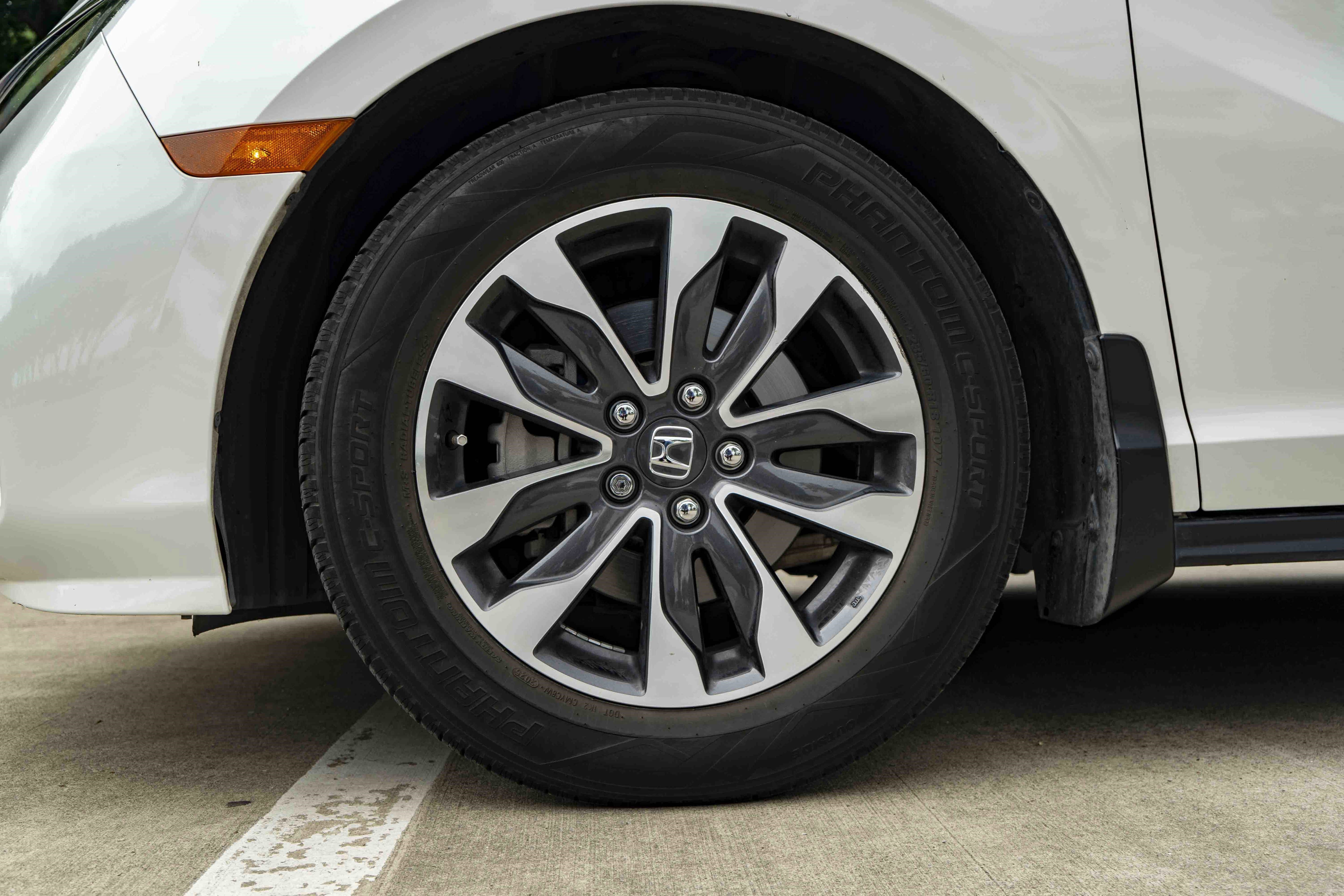 Used 2024 Honda Odyssey EX-L image 14