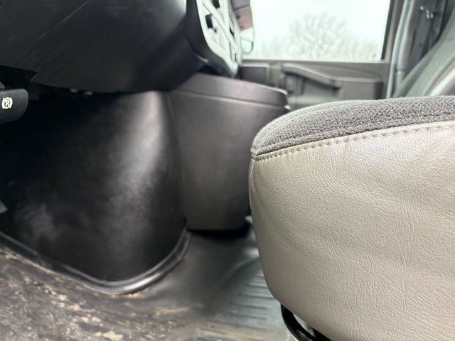 Used 2024 GMC Savana 2500 w/ Driver Convenience Package image 30