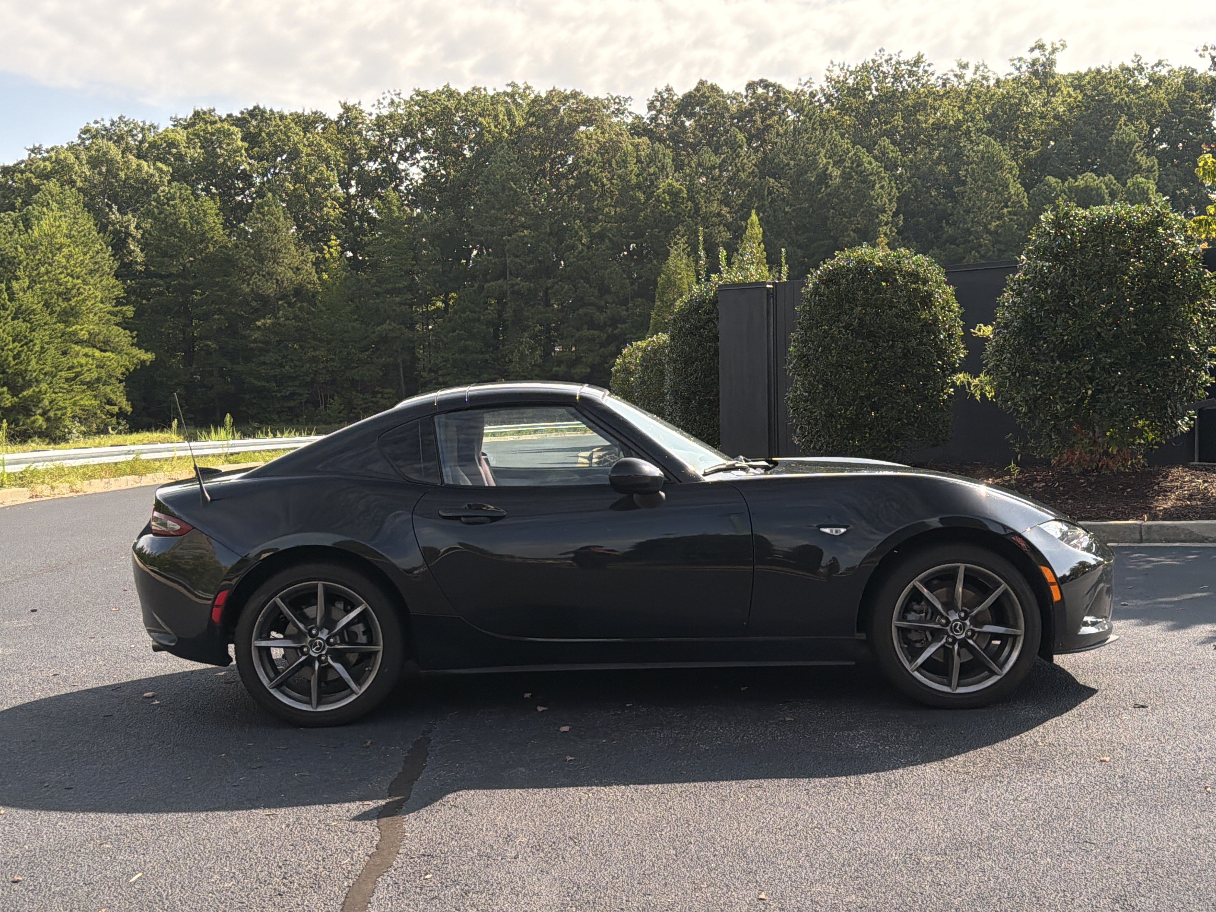 Used 2020 MAZDA MX-5 Miata RF Grand Touring RWD image 5
