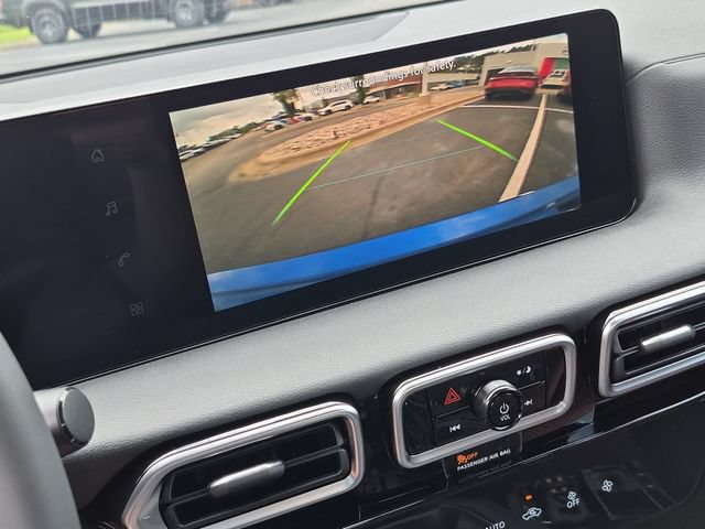 New 2026 Nissan Sentra SR w/ Floor Mat Package FWD image 24