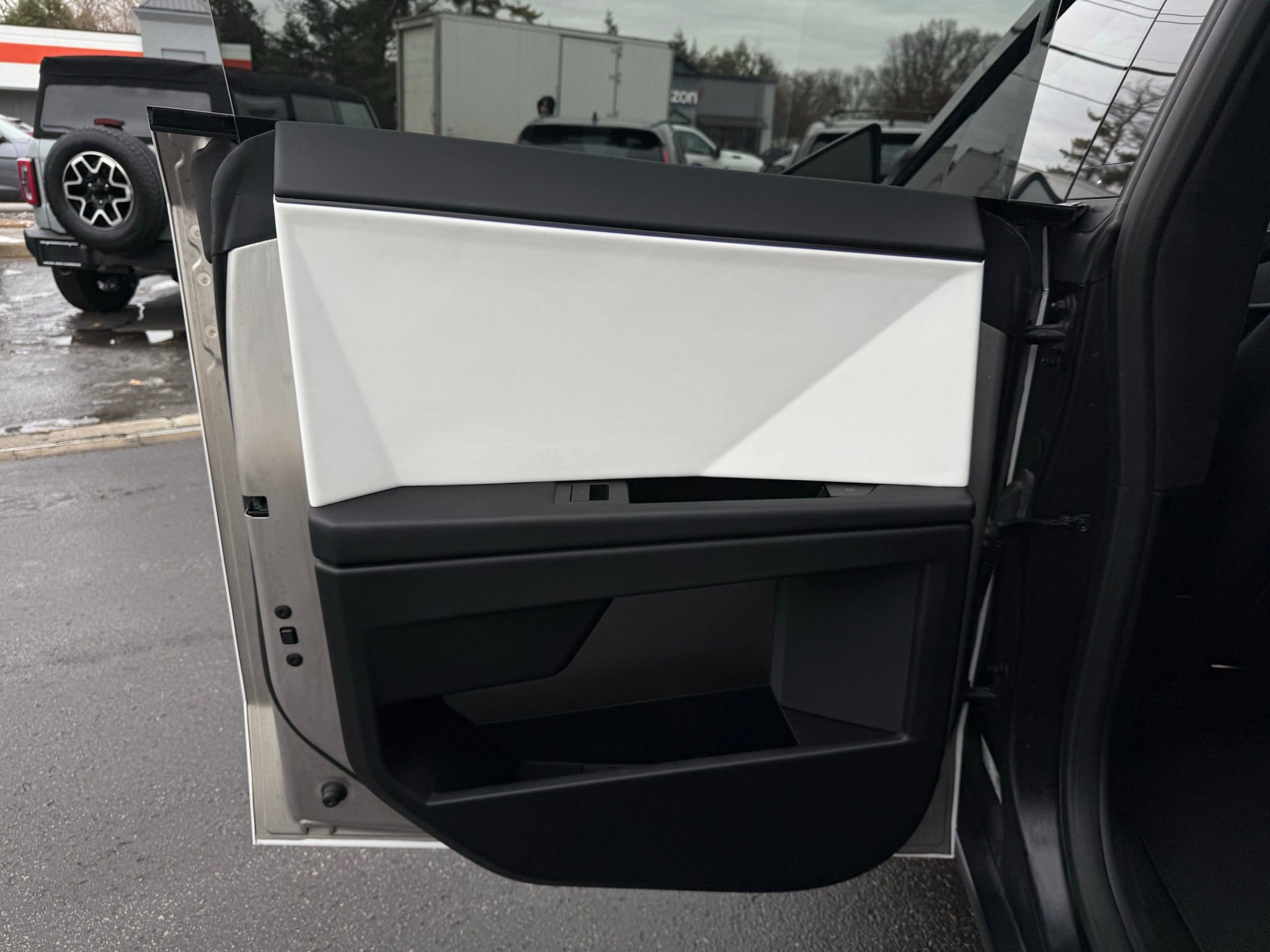 Used 2024 Tesla Cybertruck Cyberbeast image 35