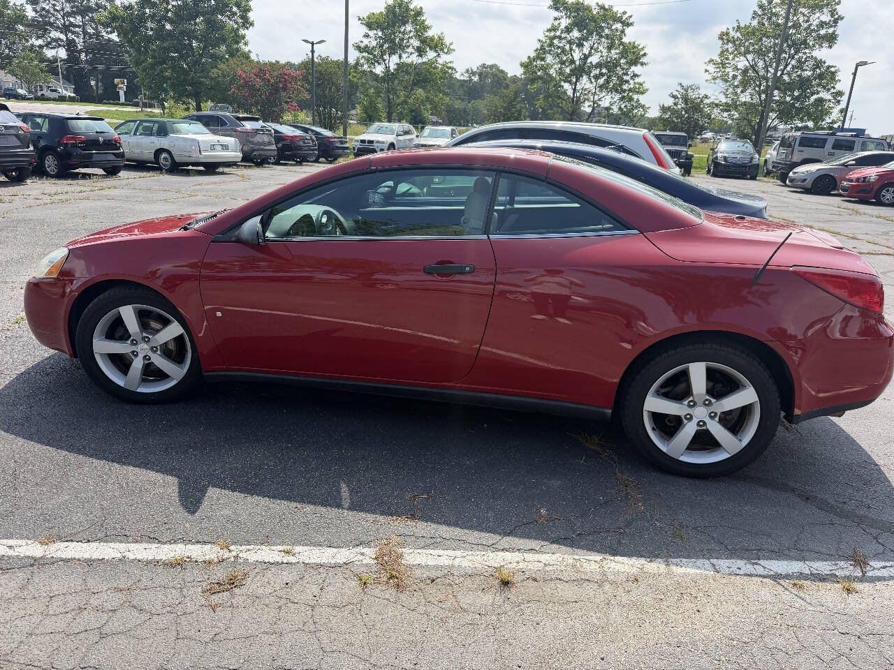 Used 2007 Pontiac G6 GT w/ Premium Package FWD image 3