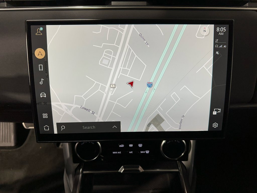 Used 2023 Land Rover Range Rover SE image 26