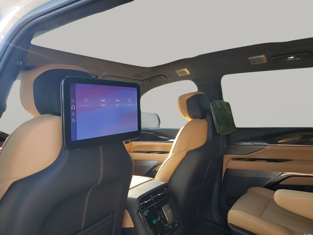 New 2026 Cadillac Escalade IQ Sport 2 w/ LPO, ONYX Package AWD/4WD image 20