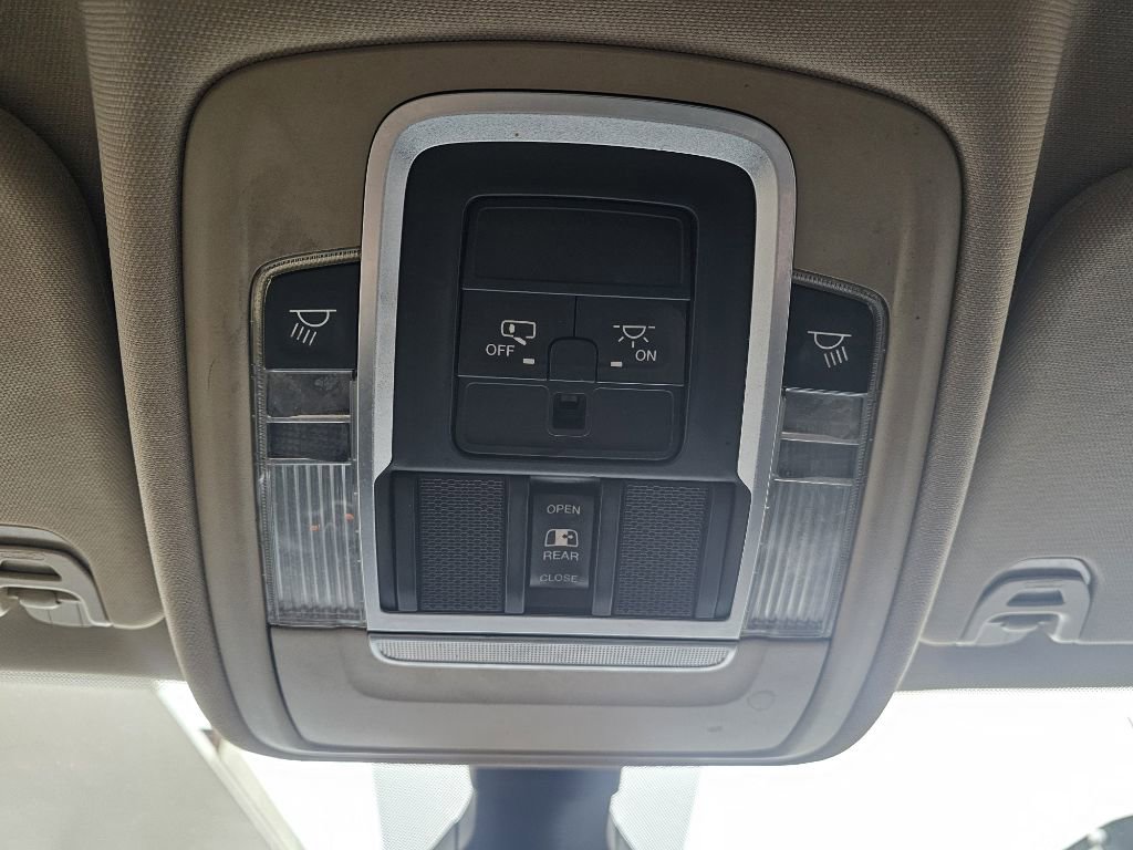 Used 2019 RAM 1500 Laramie image 22