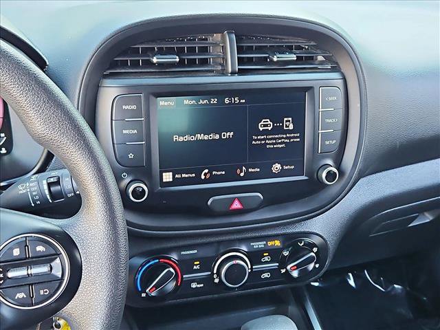 Used 2024 Kia Soul LX w/ Option Group 015 FWD image 14
