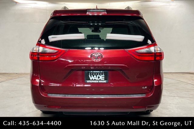 Used 2020 Toyota Sienna LE FWD image 4