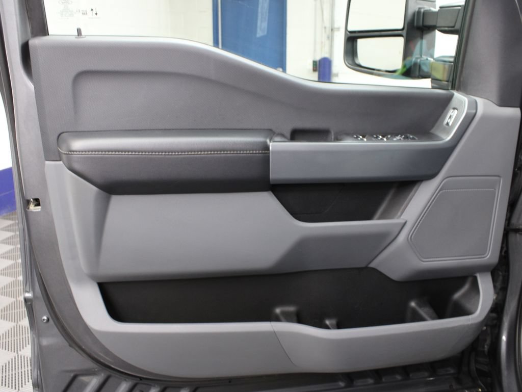 Used 2023 Ford F150 XLT w/ Trailer Tow Package AWD/4WD image 70