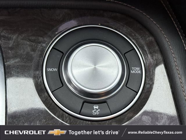 Used 2023 Nissan Armada Platinum w/ Captain's Chairs Package RWD image 20