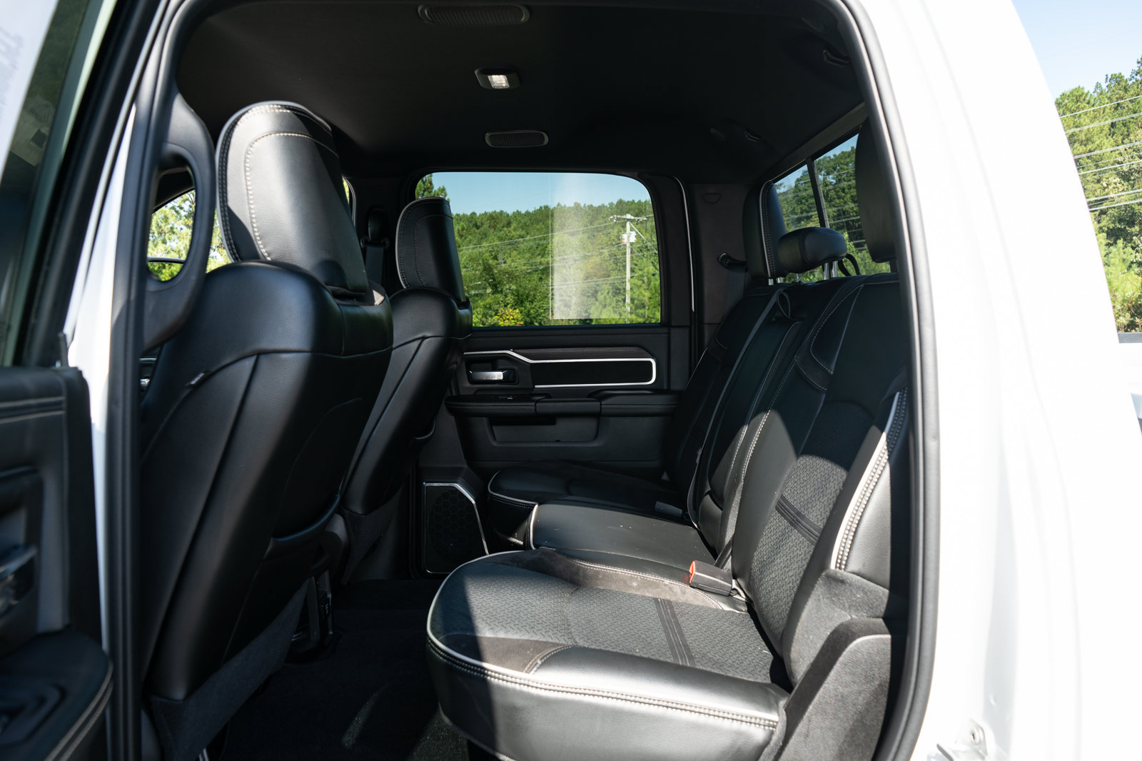 Used 2026 RAM 2500 Laramie AWD/4WD image 18