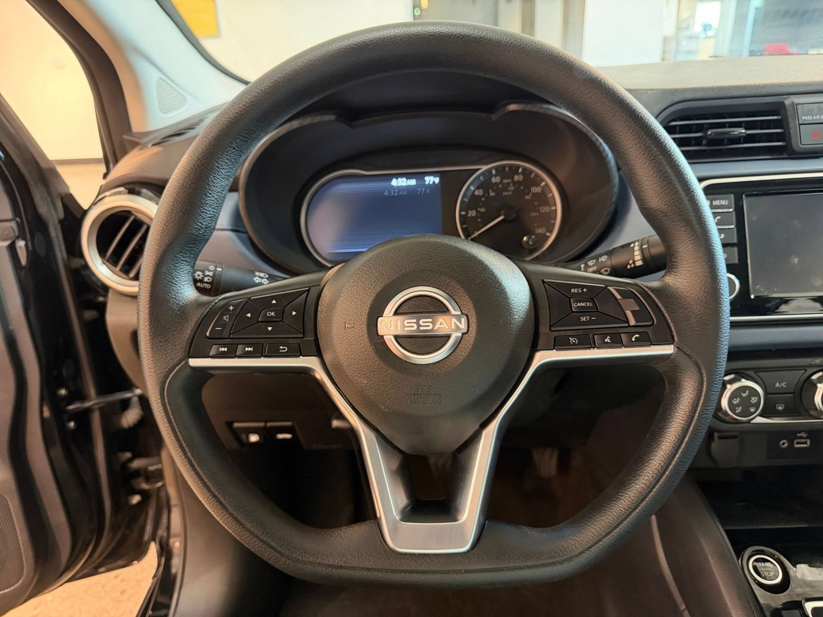 Used 2025 Nissan Versa SV FWD image 26