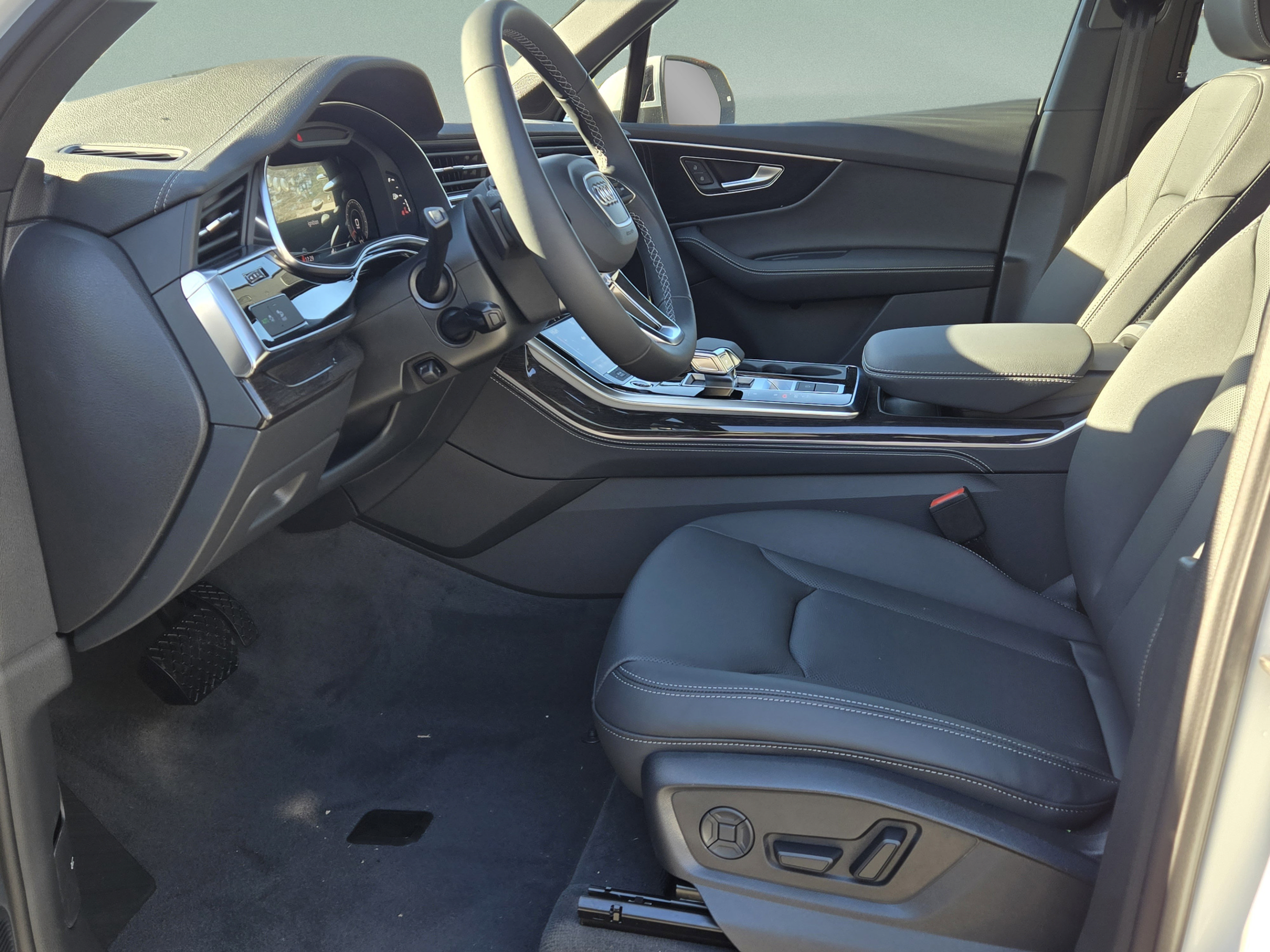 New 2026 Audi Q7 2.0T Premium Plus AWD/4WD image 23