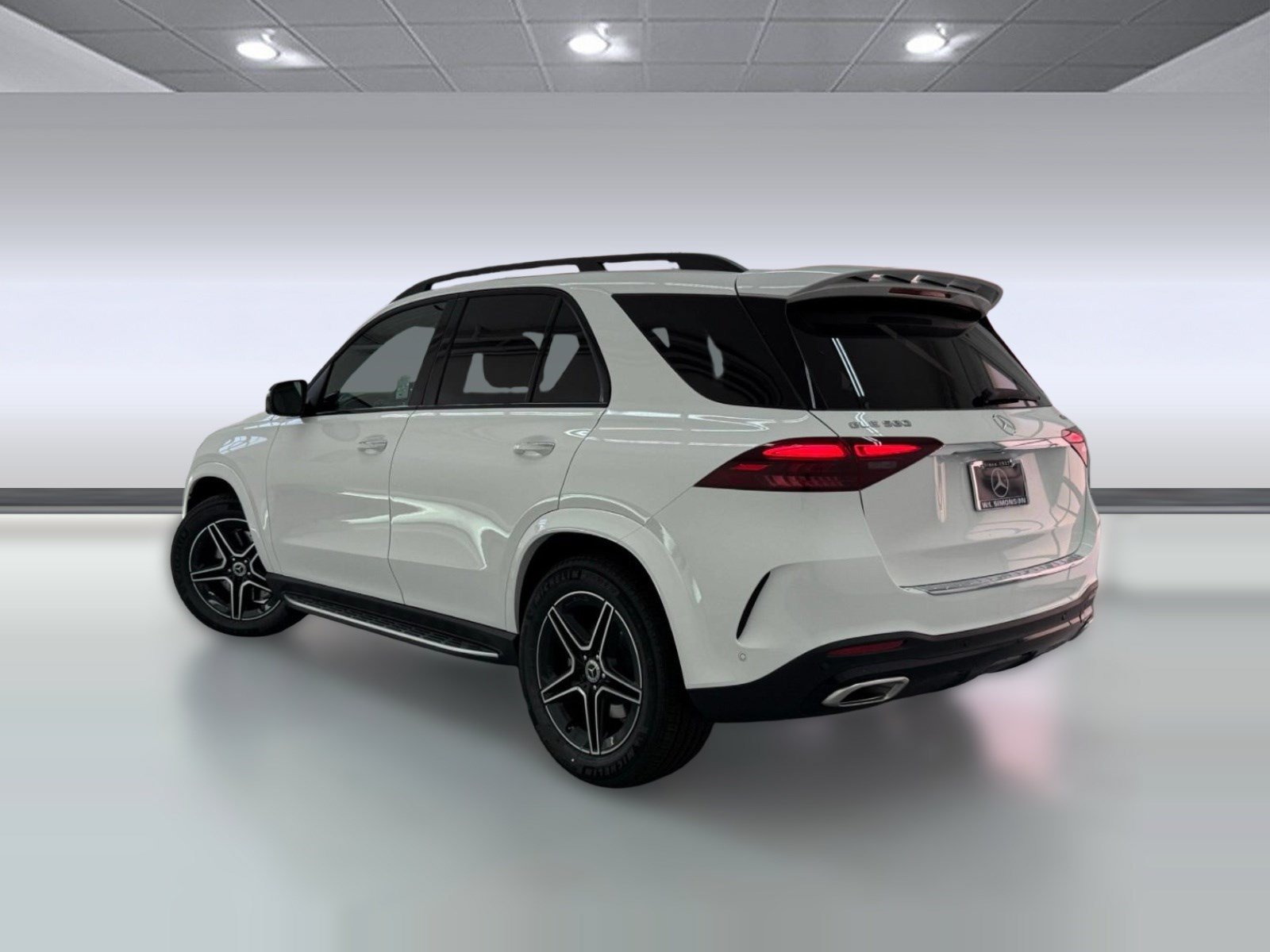 New 2026 Mercedes-Benz GLE 580 4MATIC image 3