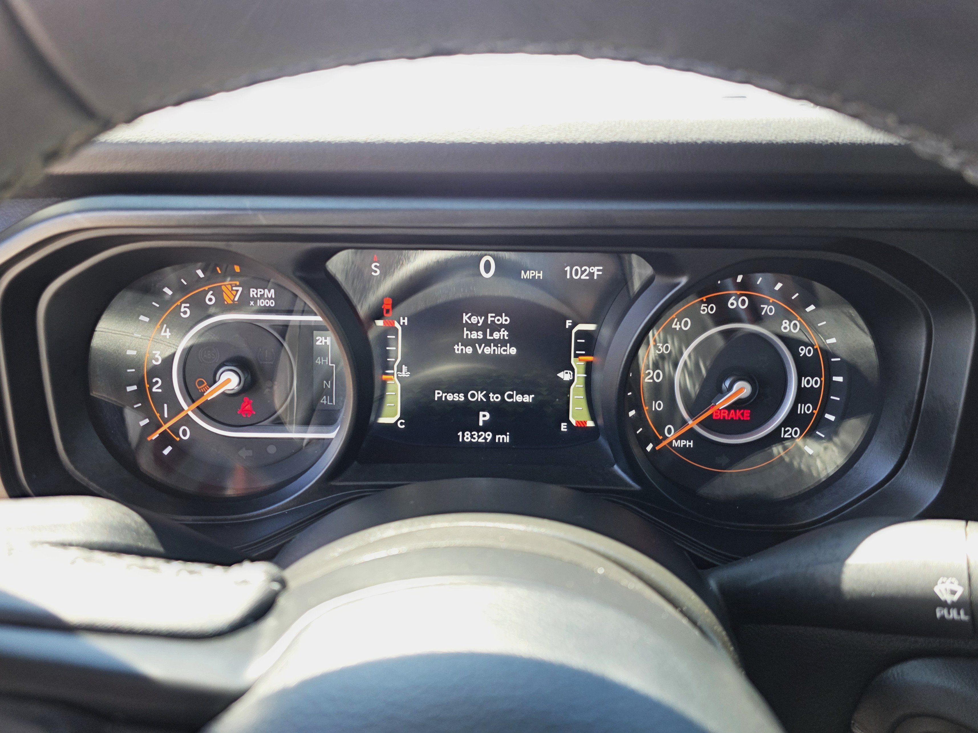 Certified 2025 Jeep Gladiator Sport AWD/4WD image 14