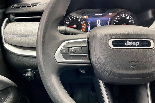 Used 2024 Jeep Compass Latitude w/ Altitude Special Edition AWD/4WD image 21