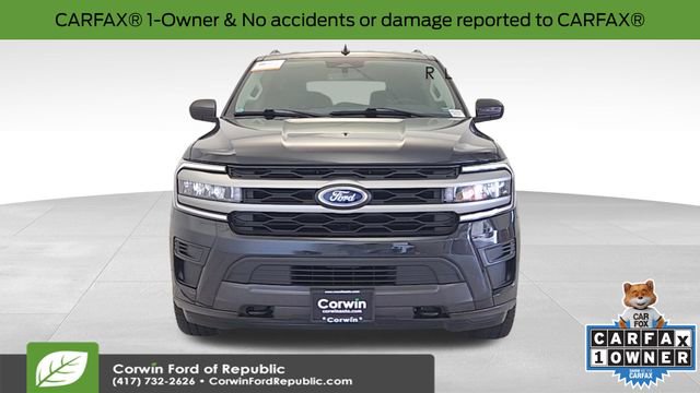 Used 2024 Ford Expedition XLT image 3