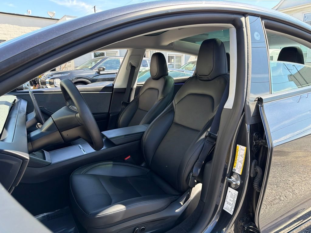 Used 2025 Tesla Model 3 Long Range RWD image 18