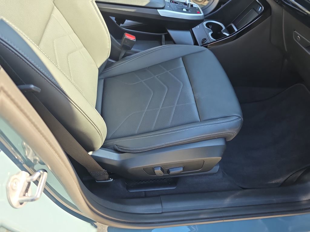 Used 2024 BMW X1 xDrive28i w/ Convenience Package image 12