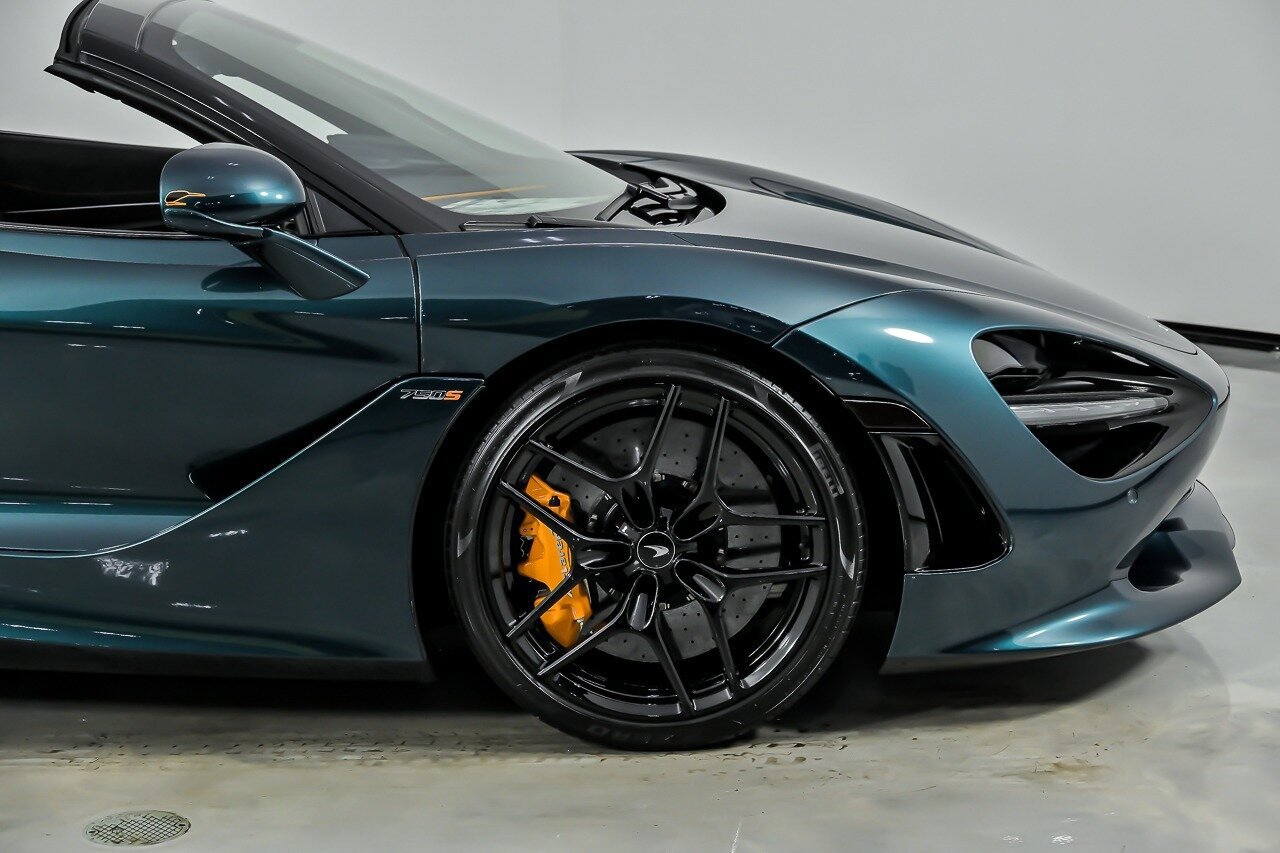 Used 2024 McLaren 750S Spider RWD image 15
