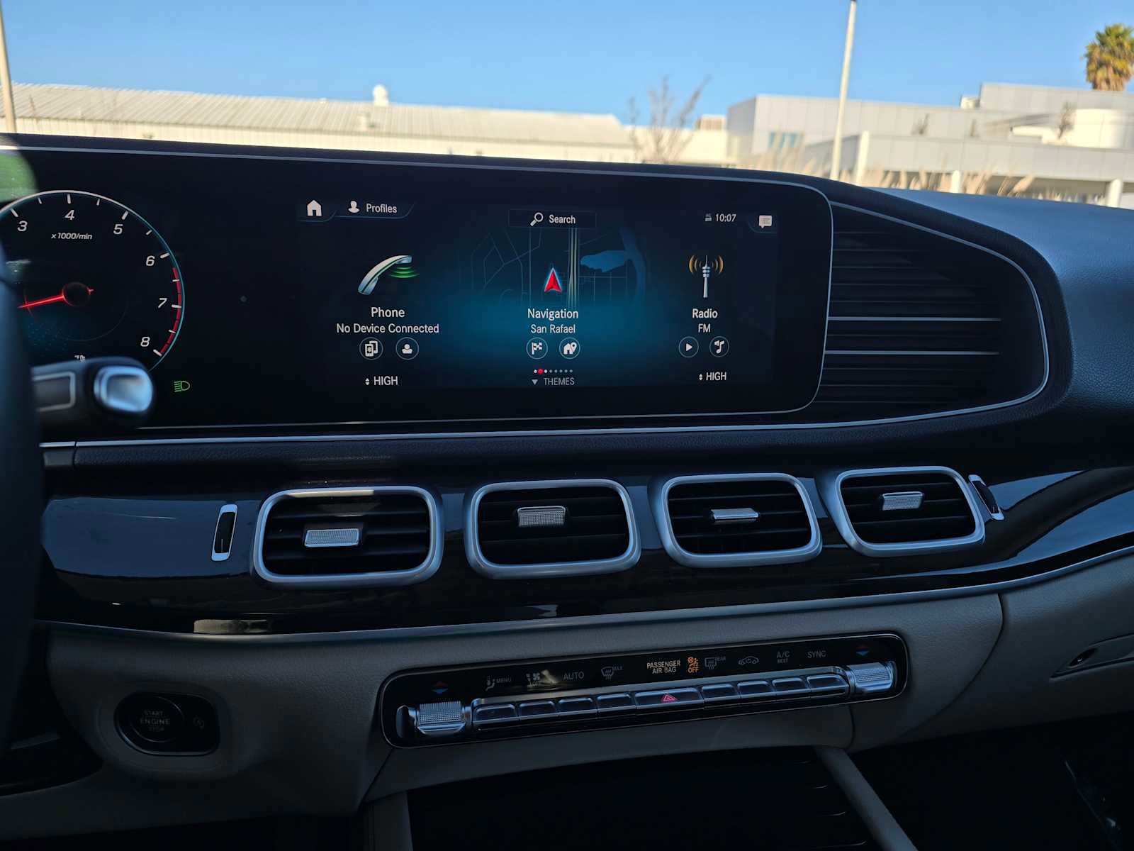 Used 2020 Mercedes-Benz GLE 350 4MATIC image 27