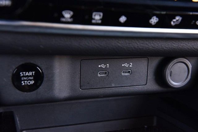 Certified 2025 Nissan Rogue SV image 16