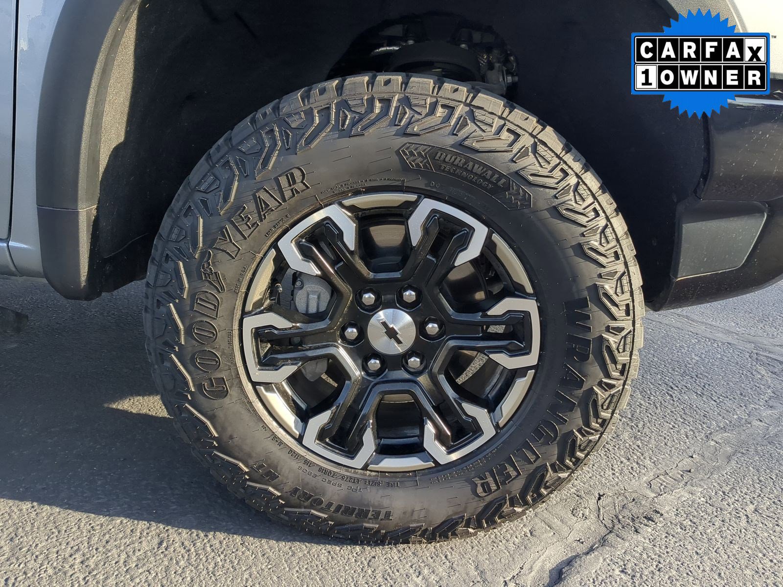 Used 2024 Chevrolet Silverado 1500 ZR2 w/ Technology Package image 30