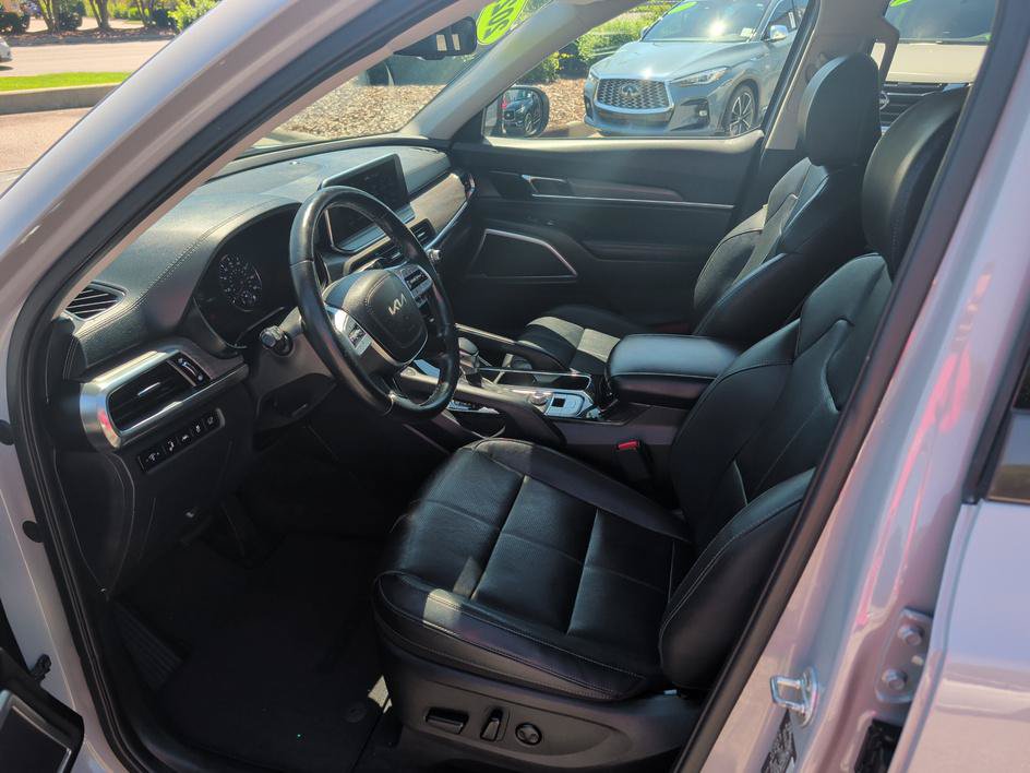 Used 2022 Kia Telluride EX w/ EX Premium Package AWD/4WD image 8