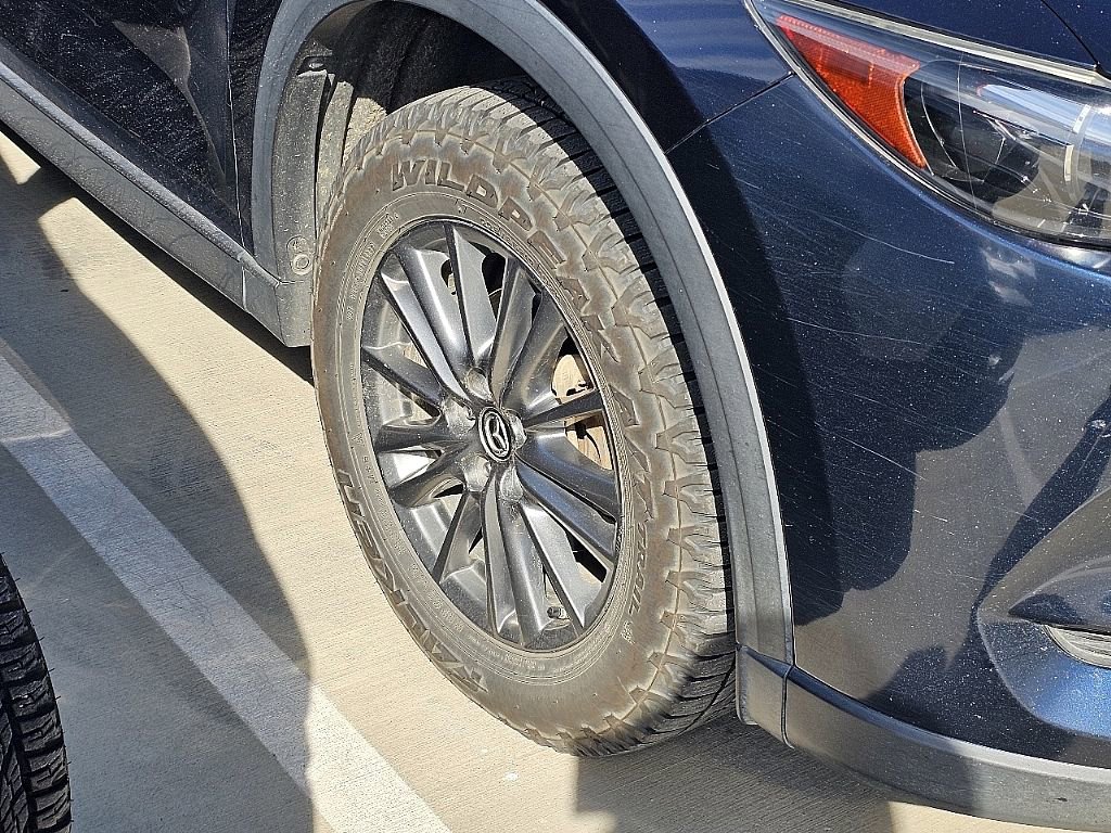 Used 2017 MAZDA CX-5 Touring w/ Preferred Equipment Package image 6