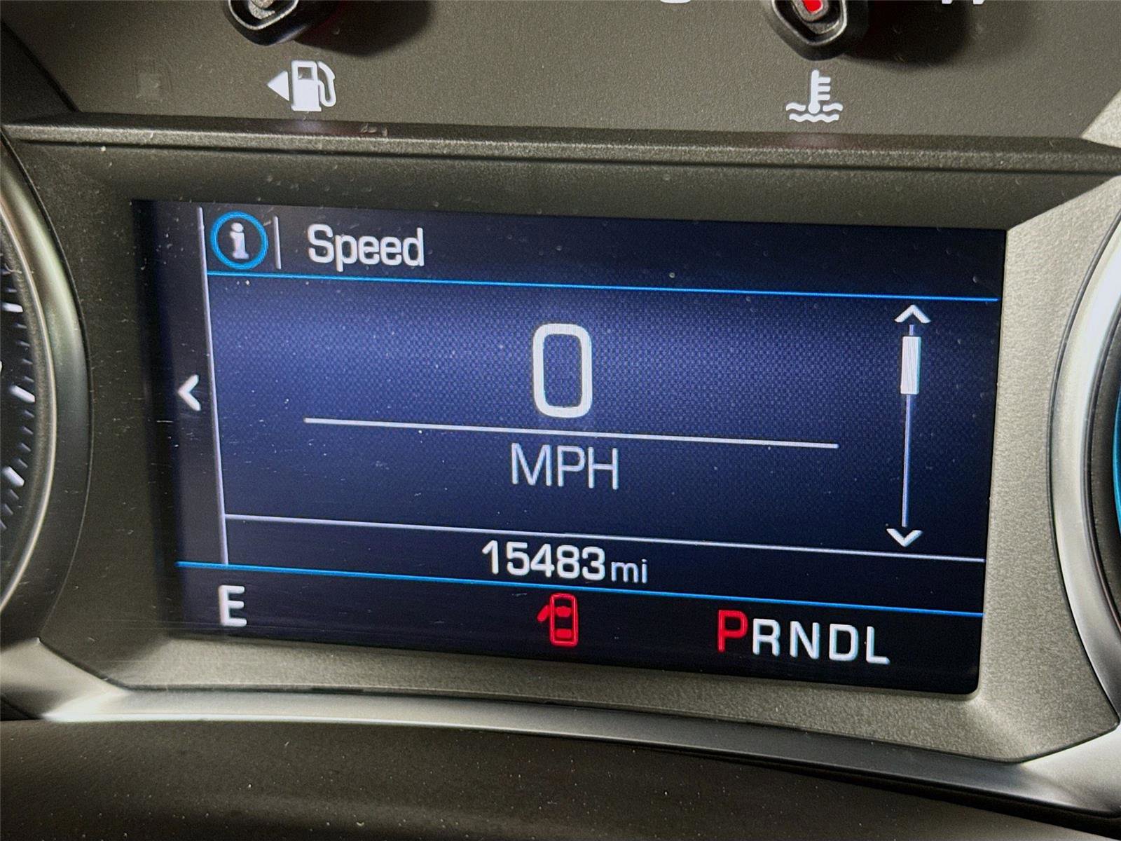 Used 2023 Chevrolet Equinox RS AWD/4WD image 2