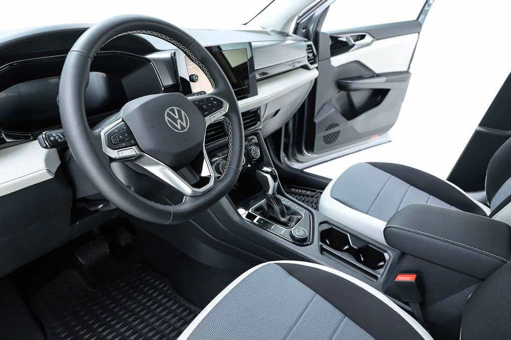 New 2025 Volkswagen Taos S image 19