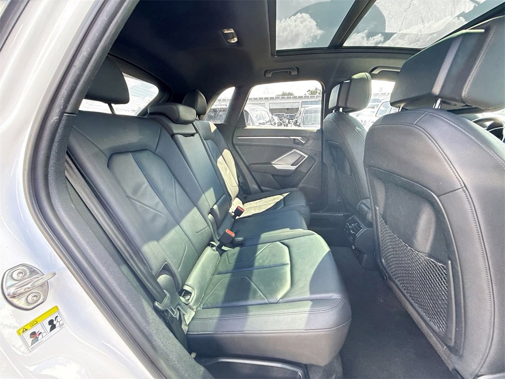 Used 2021 Audi Q3 2.0T Premium image 31