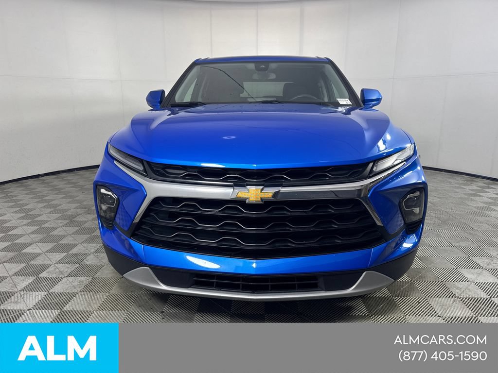 Used 2025 Chevrolet Blazer LT FWD video 2