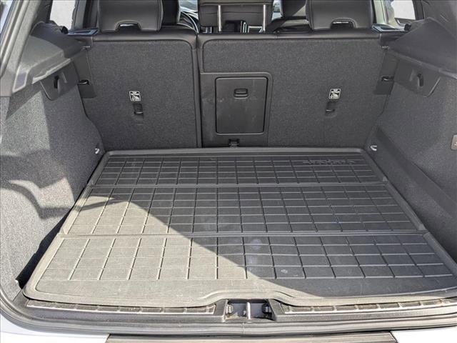 Used 2020 Volvo XC40 T5 Inscription image 6