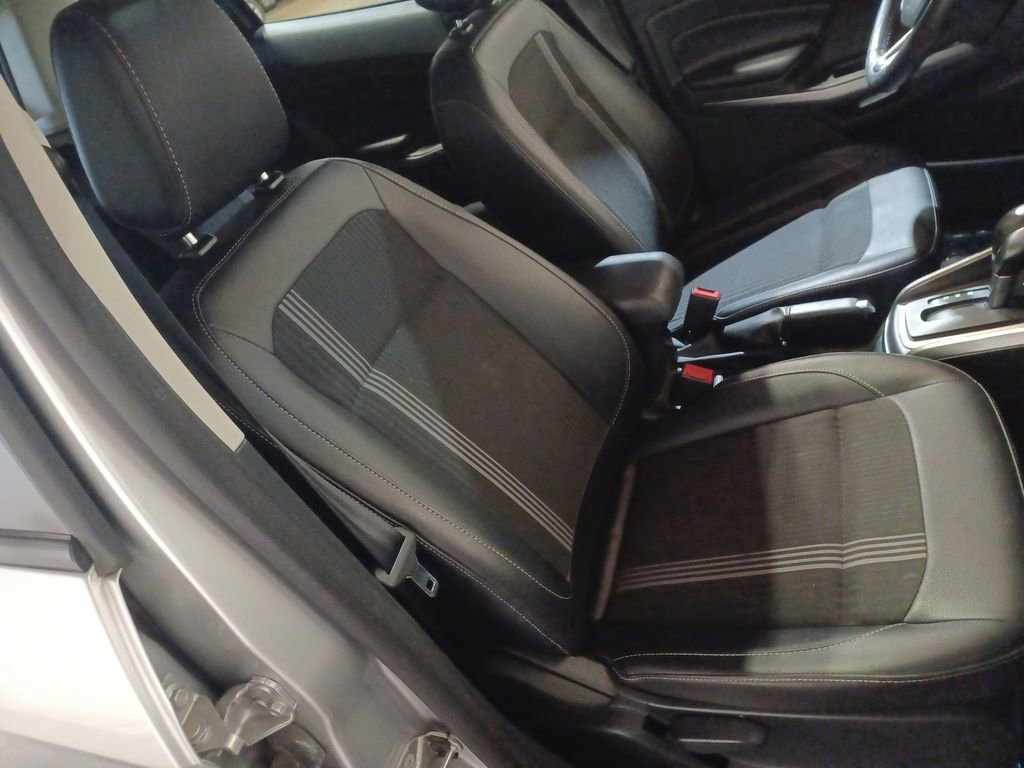 Used 2020 Ford EcoSport SES image 24