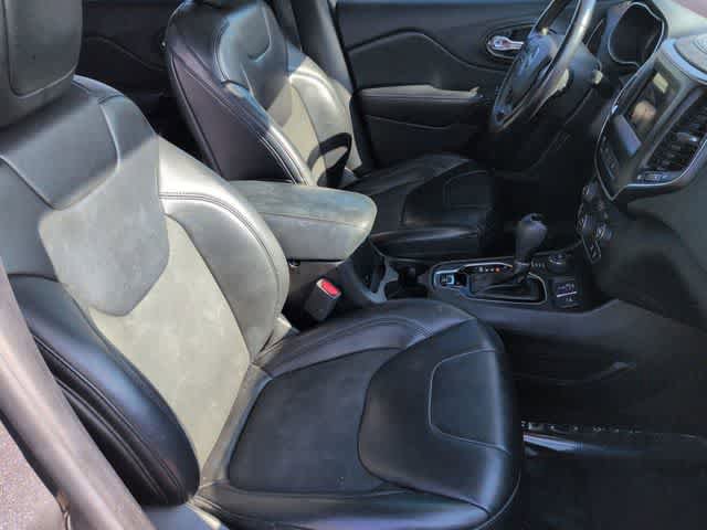 Used 2021 Jeep Cherokee Latitude Plus image 20