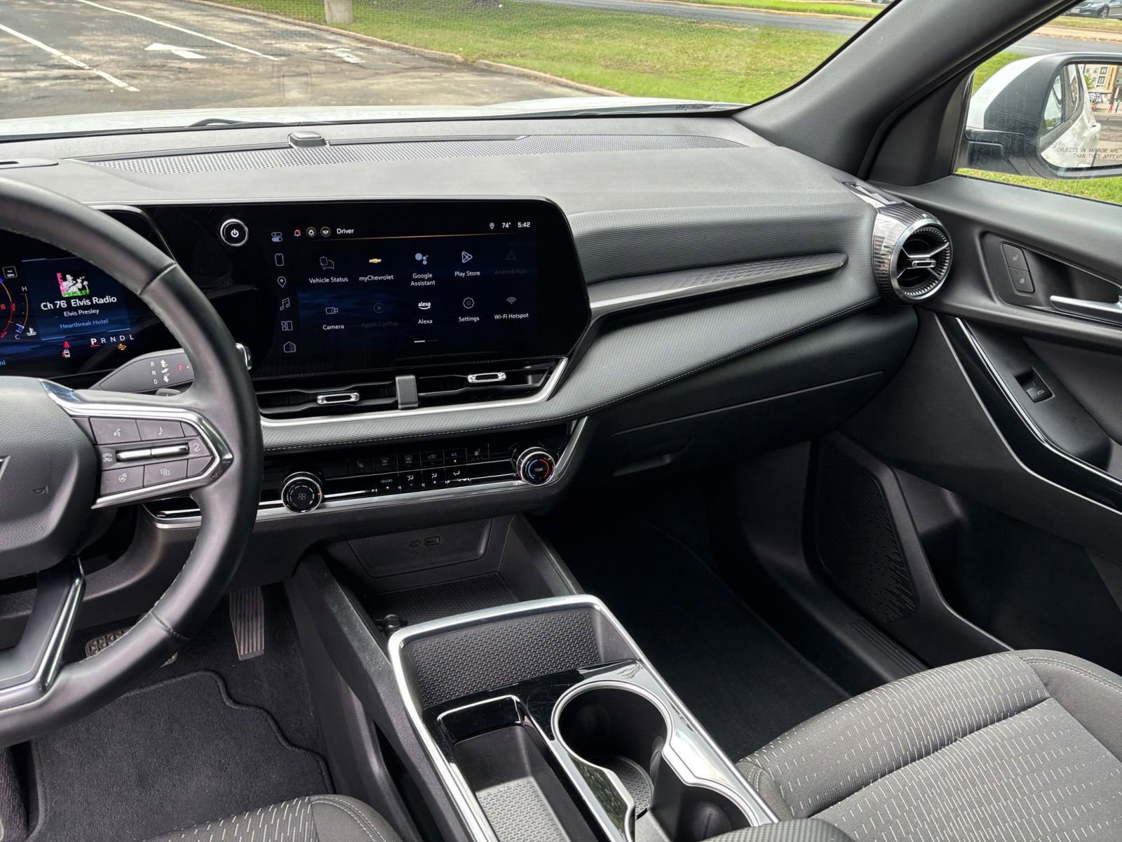 Used 2025 Chevrolet Equinox LT AWD/4WD image 30