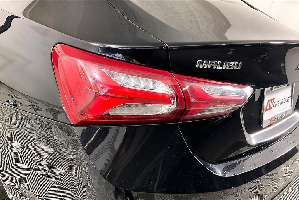 Used 2020 Chevrolet Malibu LT FWD image 27