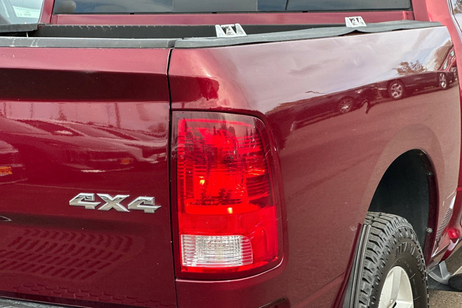 Used 2017 RAM 1500 Classic SLT w/ Protection Group image 25