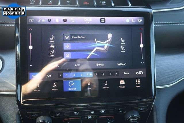 Used 2024 Jeep Grand Cherokee Overland image 18
