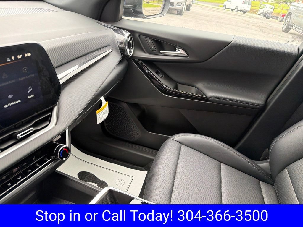 New 2026 Chevrolet Equinox LT w/ Convenience Package II FWD image 29