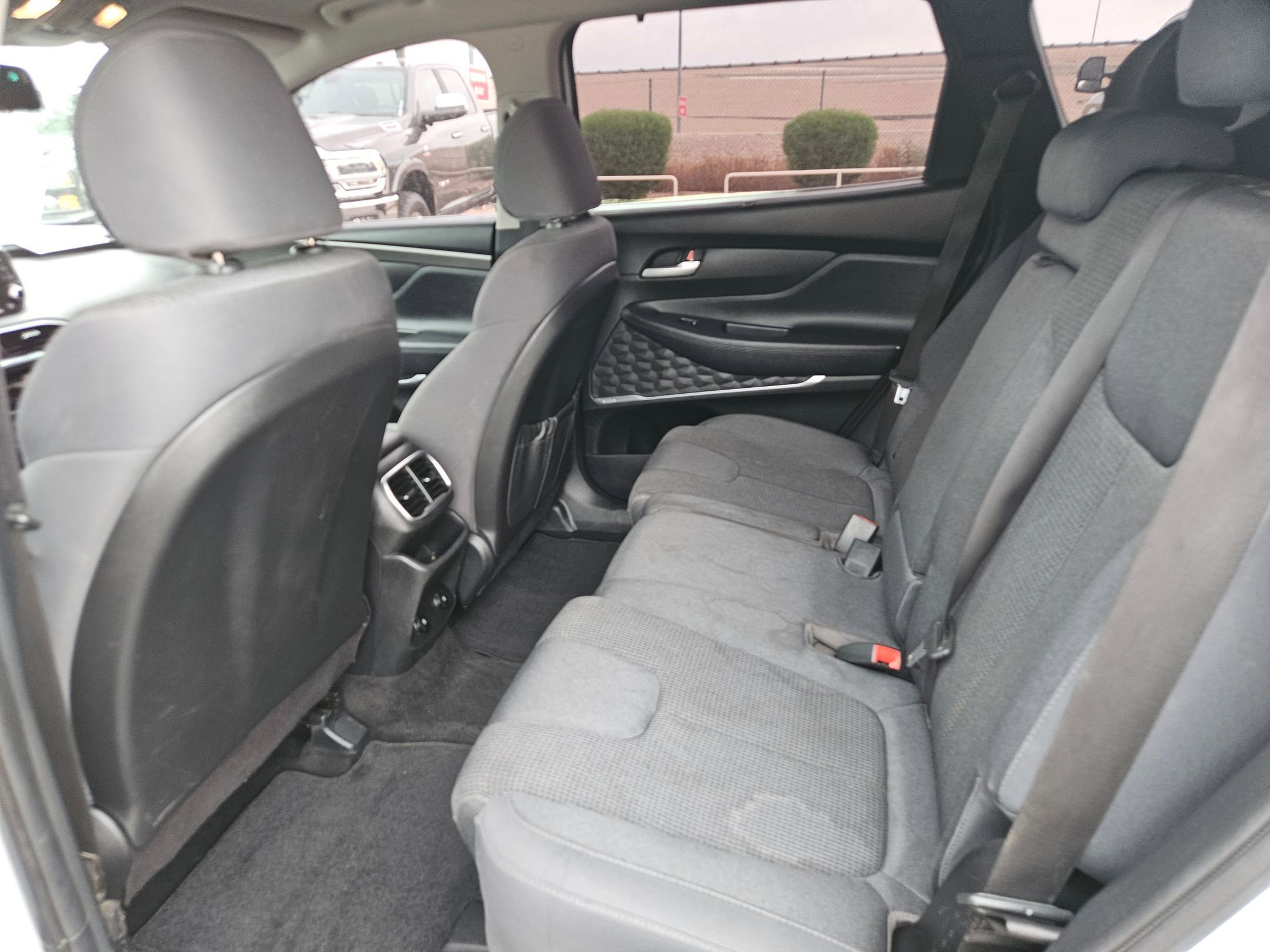 Used 2020 Hyundai Santa Fe SEL w/ Convenience Package FWD image 21
