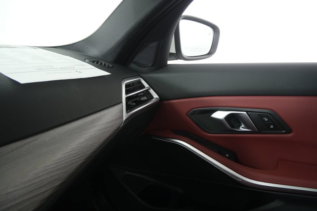 Certified 2026 BMW 330i Sedan RWD image 26