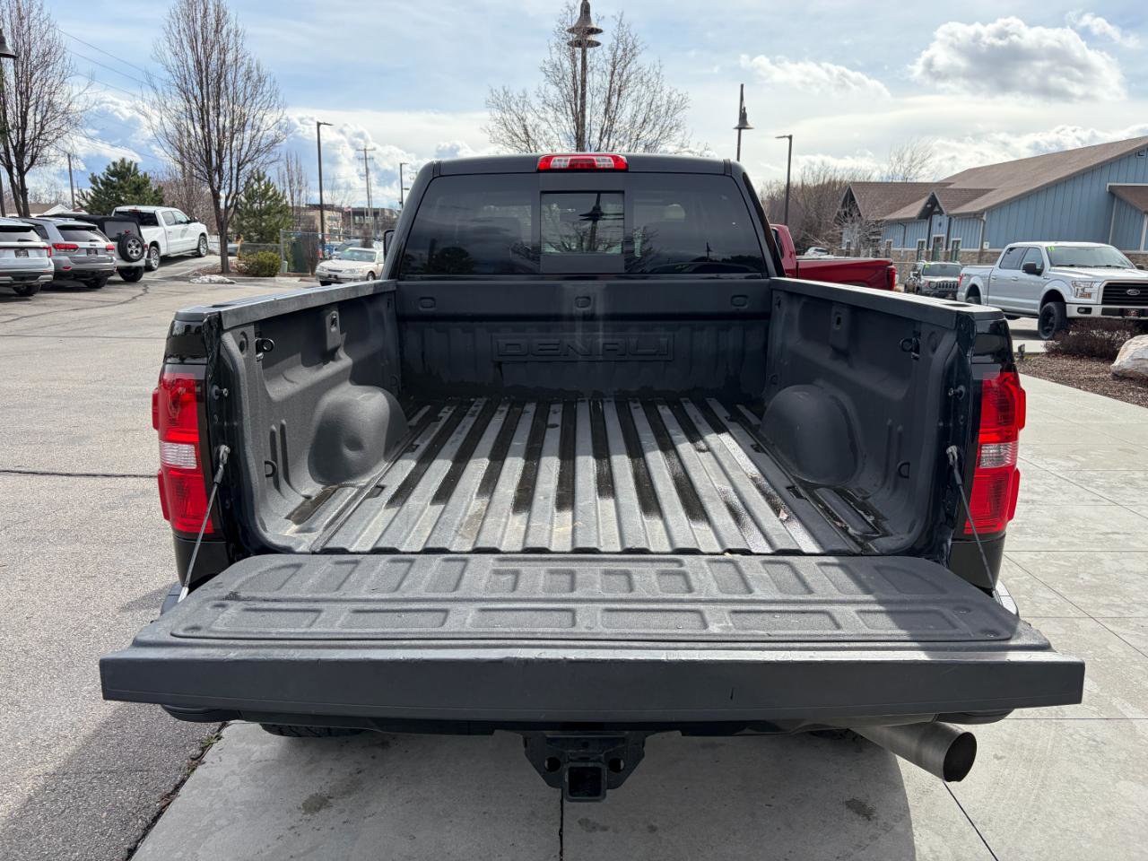 Used 2016 GMC Sierra 3500 Denali w/ Duramax Plus Package AWD/4WD image 26