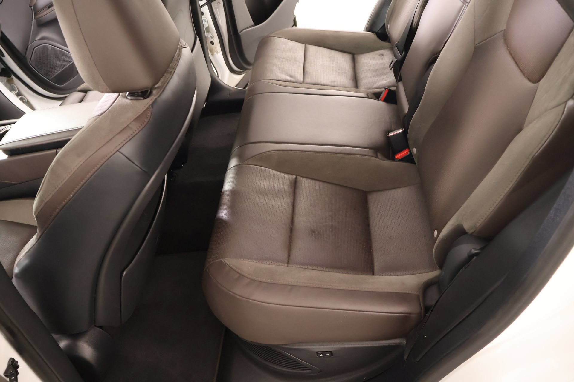 Used 2024 Lexus RX 350 w/ Convenience Package AWD/4WD image 12