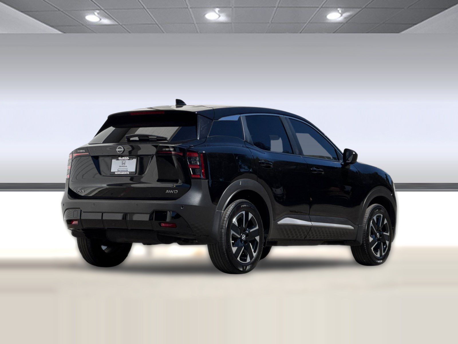 Used 2025 Nissan Kicks SV AWD/4WD image 8