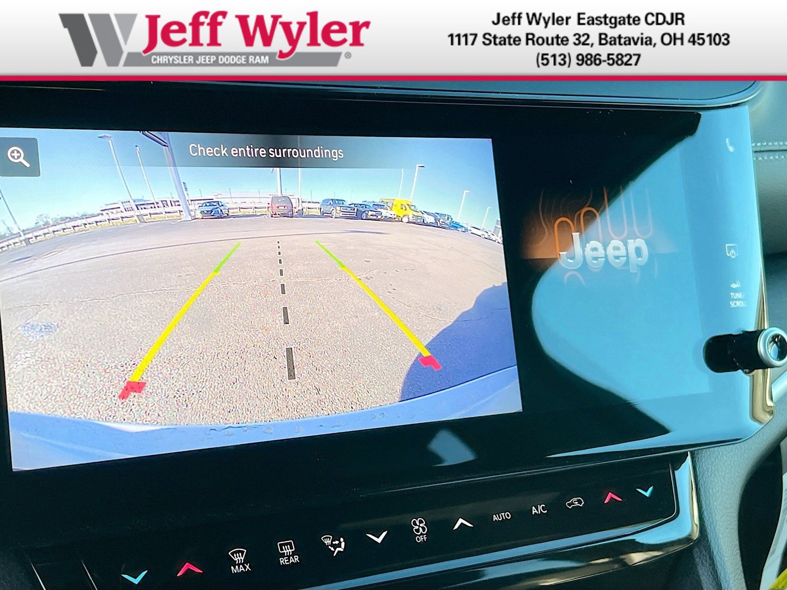 New 2026 Jeep Grand Cherokee Limited w/ Limited Altitude Package AWD/4WD image 10