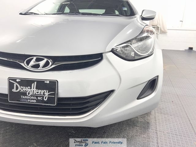 Used 2013 Hyundai Elantra GLS FWD image 11