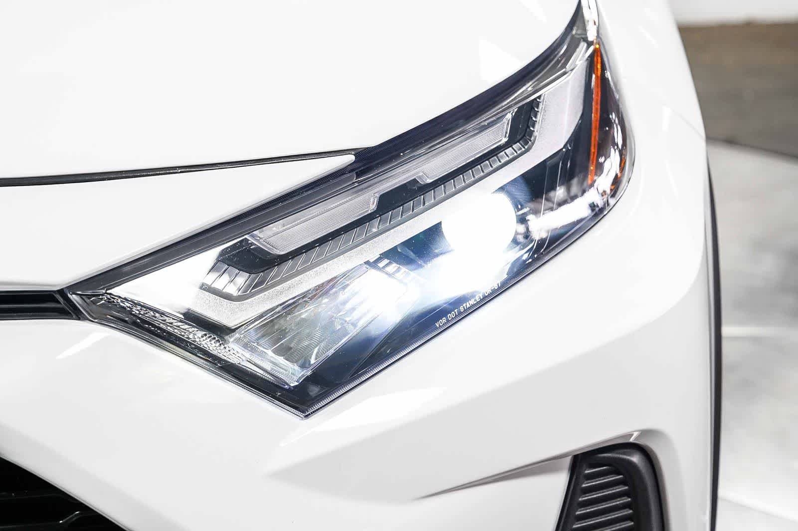 Certified 2023 Toyota RAV4 LE FWD image 8