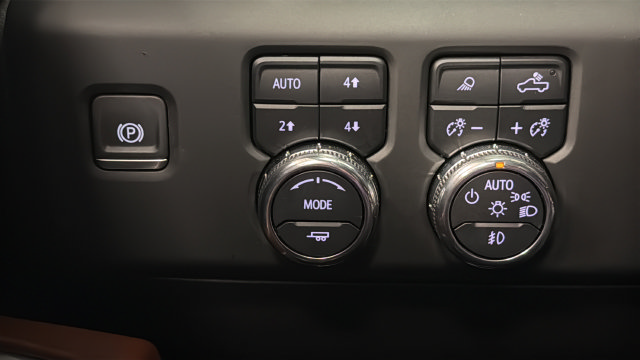 Used 2024 GMC Sierra 1500 Denali Ultimate AWD/4WD image 37