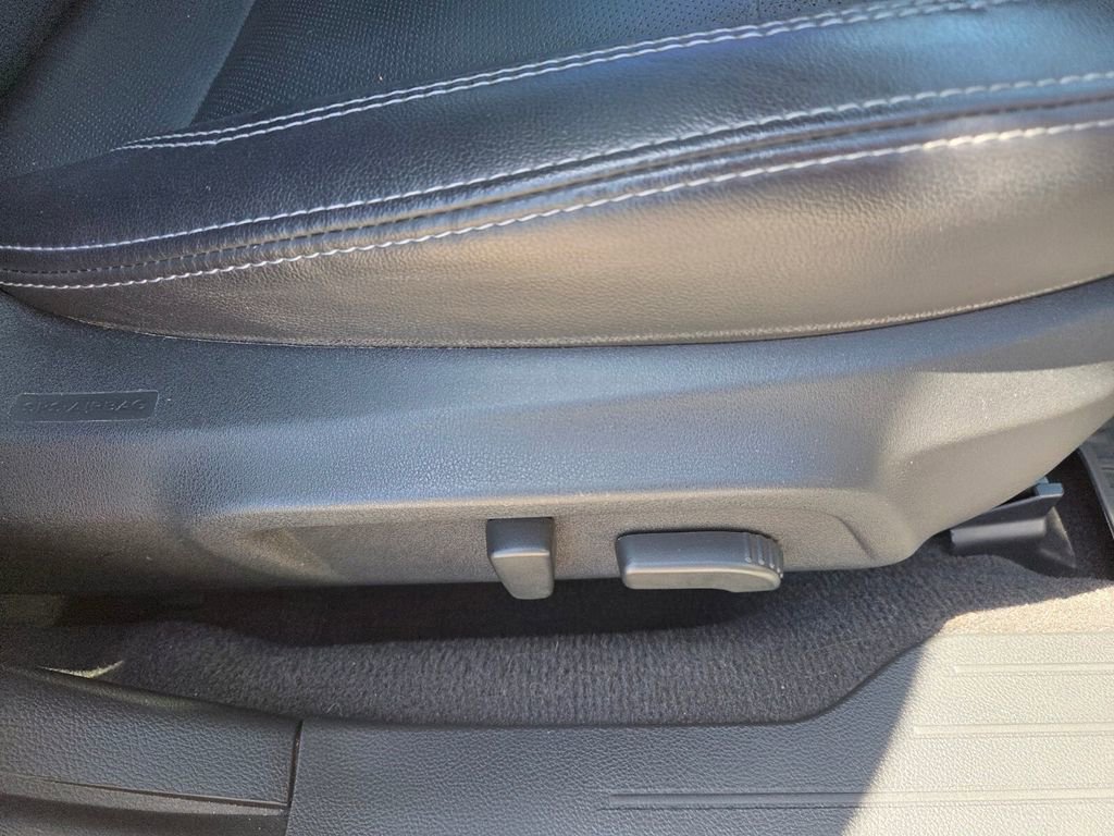 Used 2018 Subaru Outback 2.5i Limited AWD/4WD image 17